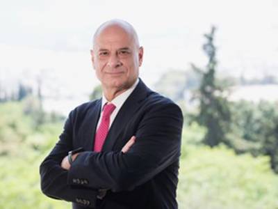 &Sigma;&tau;. &Iota;&omega;ά&nu;&nu;&omicron;&upsilon; (Eurobank): &Sigma;&tau;ό&chi;&omicron;&sigmaf; &eta; &epsilon;&nu;&delta;&upsilon;&nu;ά&mu;&omega;&sigma;&eta; &tau;&eta;&sigmaf; &pi;&alpha;&rho;&omicron;&upsilon;&sigma;ί&alpha;&sigmaf; &tau;&eta;&sigmaf; &tau;&rho;ά&pi;&epsilon;&zeta;&alpha;&sigmaf; &sigma;&epsilon; &Epsilon;&lambda;&lambda;ά&delta;&alpha;, &Kappa;ύ&pi;&rho;&omicron; &kappa;&alpha;&iota; &Beta;&omicron;&upsilon;&lambda;&gamma;&alpha;&rho;ί&alpha;