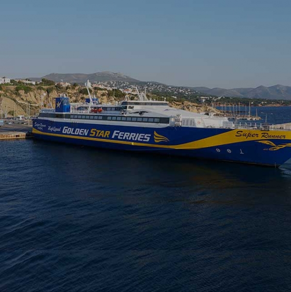 &Epsilon;&gamma;&kappa;&rho;ί&theta;&eta;&kappa;&alpha;&nu; &tau;&alpha; &delta;&rho;&omicron;&mu;&omicron;&lambda;ό&gamma;&iota;&alpha; Golden Star Ferries &kappa;&alpha;&iota; Fast Ferries
