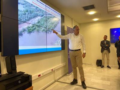 &Tau;. &Theta;&epsilon;&omicron;&delta;&omega;&rho;&iota;&kappa;ά&kappa;&omicron;&sigmaf; &alpha;&pi;ό Έ&beta;&rho;&omicron;: &Mu;ή&nu;&upsilon;&mu;&alpha; &epsilon;&theta;&nu;&iota;&kappa;ή&sigmaf; &epsilon;&nu;ό&tau;&eta;&tau;&alpha;&sigmaf; &mu;&epsilon; &tau;&eta;&nu; &epsilon;&phi;&alpha;&rho;&mu;&omicron;&gamma;ή &tau;&omicron;&upsilon; &sigma;&chi;&epsilon;&delta;ί&omicron;&upsilon; "&Alpha;&kappa;&rho;ί&tau;&alpha;&sigmaf;"