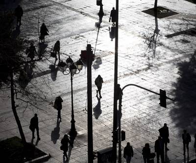 &Epsilon;&Lambda;&Sigma;&Tau;&Alpha;&Tau;: &Sigma;&tau;&omicron; 9,2% &eta; &alpha;&nu;&epsilon;&rho;&gamma;ί&alpha; &tau;&omicron;&nu; &Delta;&epsilon;&kappa;έ&mu;&beta;&rho;&iota;&omicron; &tau;&omicron;&upsilon; 2023