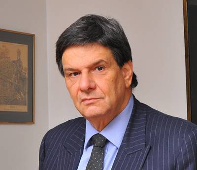 &Pi;έ&theta;&alpha;&nu;&epsilon; &omicron; &pi;&rho;ώ&eta;&nu; &epsilon;&kappa;&pi;&rho;ό&sigma;&omega;&pi;&omicron;&sigmaf; &tau;ύ&pi;&omicron;&upsilon; &tau;&eta;&sigmaf; &Alpha;&theta;&eta;&nu;ά&sigmaf; &Omega;&nu;ά&sigma;&eta;, &Alpha;&lambda;έ&xi;&eta;&sigmaf; &Mu;&alpha;&nu;&theta;&epsilon;ά&kappa;&eta;&sigmaf;