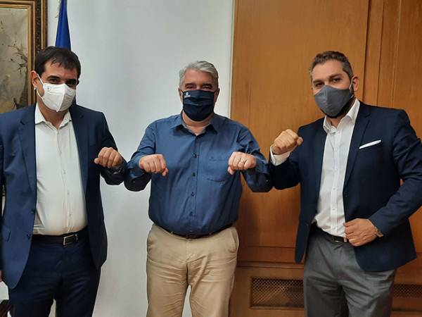&Omicron; &pi;&rho;ώ&eta;&nu; &Delta;&iota;&omicron;&iota;&kappa;&eta;&tau;ή&sigmaf; &tau;&omicron;&upsilon; &Epsilon;&Phi;&Kappa;&Alpha;, &Chi;&rho;ή&sigma;&tau;&omicron;&sigmaf; &Chi;ά&lambda;&alpha;&rho;&eta;&sigmaf;, &sigma;&tau;&omicron; &delta;&iota;&omicron;&iota;&kappa;&eta;&tau;&iota;&kappa;ό &sigma;&chi;ή&mu;&alpha; &tau;&eta;&sigmaf; Hellenic Seaplanes