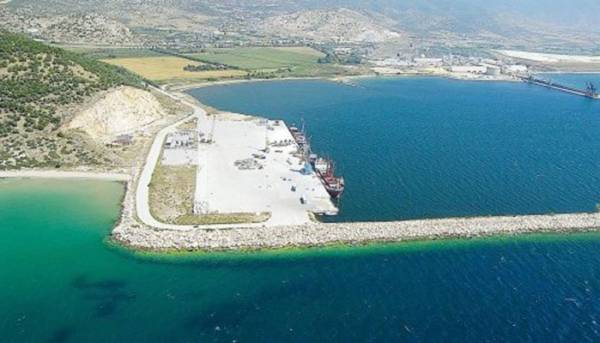 &Tau;&Alpha;&Iota;&Pi;&Epsilon;&Delta;: &Eta; &laquo;International Port Investments Kavala&raquo; &pi;&rho;&omicron;&tau;&iota;&mu;&eta;&tau;έ&omicron;&sigmaf; &Epsilon;&pi;&epsilon;&nu;&delta;&upsilon;&tau;ή&sigmaf; &gamma;&iota;&alpha; &tau;&eta;&nu; &upsilon;&pi;&omicron;-&pi;&alpha;&rho;&alpha;&chi;ώ&rho;&eta;&sigma;&eta; &tau;&omicron;&upsilon; &lambda;&iota;&mu;έ&nu;&alpha; &laquo;&Phi;ί&lambda;&iota;&pi;&pi;&omicron;&sigmaf; &Beta;΄&raquo; &sigma;&tau;&eta;&nu; &Kappa;&alpha;&beta;ά&lambda;&alpha;