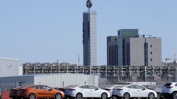 Hyundai: &Alpha;&nu;&alpha;&sigma;&tau;έ&lambda;&lambda;&epsilon;&iota; &tau;&eta; &lambda;&epsilon;&iota;&tau;&omicron;&upsilon;&rho;&gamma;ί&alpha; &epsilon;&rho;&gamma;&omicron;&sigma;&tau;&alpha;&sigma;ί&omicron;&upsilon; &tau;&eta;&sigmaf; &lambda;ό&gamma;&omega; &mu;ό&lambda;&upsilon;&nu;&sigma;&eta;&sigmaf; &epsilon;&rho;&gamma;&alpha;&zeta;&omicron;&mu;έ&nu;&omicron;&upsilon; &tau;&eta;&sigmaf;