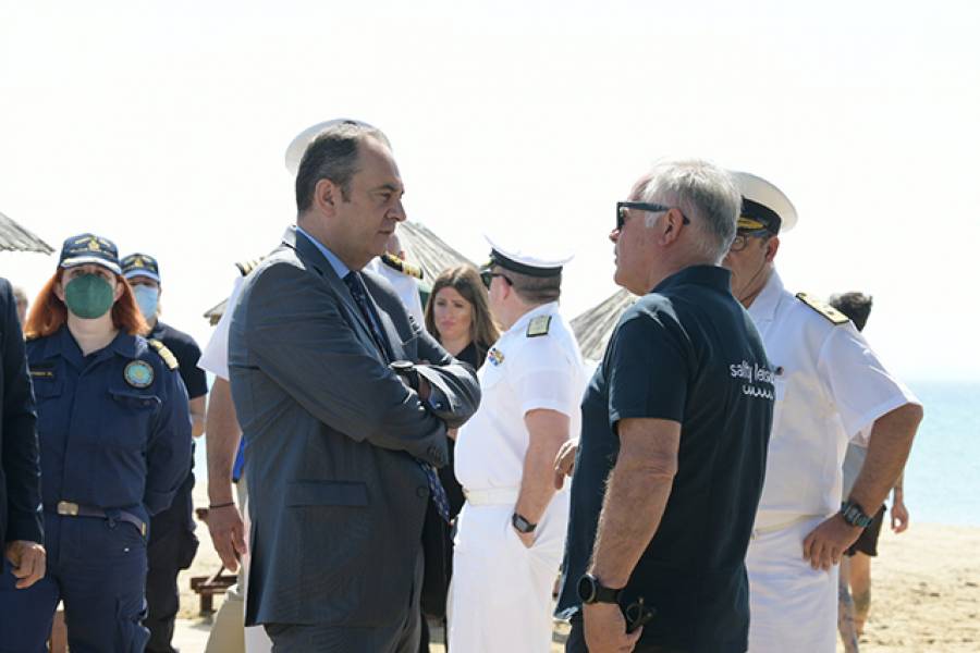 &Gamma;. &Pi;&lambda;&alpha;&kappa;&iota;&omega;&tau;ά&kappa;&eta;&sigmaf;: &Tau;&alpha; &tau;&epsilon;&lambda;&epsilon;&upsilon;&tau;&alpha;ί&alpha; 2 &chi;&rho;ό&nu;&iota;&alpha; έ&chi;&omicron;&upsilon;&nu; &pi;&rho;&alpha;&gamma;&mu;&alpha;&tau;&omicron;&pi;&omicron;&iota;&eta;&theta;&epsilon;ί &pi;&epsilon;&rho;&iota;&sigma;&sigma;ό&tau;&epsilon;&rho;&omicron;&iota; &alpha;&pi;ό 25.000 &psi;&eta;&phi;&iota;&alpha;&kappa;&omicron;ί &alpha;&sigma;&tau;&upsilon;&nu;&omicron;&mu;&iota;&kappa;&omicron;ί έ&lambda;&epsilon;&gamma;&chi;&omicron;&iota; &gamma;&iota;&alpha; &tau;&eta;&nu; &alpha;&sigma;&phi;ά&lambda;&epsilon;&iota;&alpha; &sigma;&tau;&eta; &theta;ά&lambda;&alpha;&sigma;&sigma;&alpha;