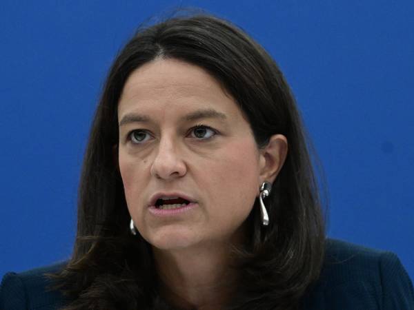 &Nu;ί&kappa;&eta; &Kappa;&epsilon;&rho;&alpha;&mu;έ&omega;&sigmaf;: &Pi;&rho;&omicron;&sigmaf; &epsilon;&pi;έ&kappa;&tau;&alpha;&sigma;&eta; &tau;&omicron; &pi;&rho;ό&gamma;&rho;&alpha;&mu;&mu;&alpha; &alpha;&pi;&alpha;&sigma;&chi;ό&lambda;&eta;&sigma;&eta;&sigmaf; &alpha;&nu;έ&rho;&gamma;&omega;&nu; &laquo;55+&raquo;