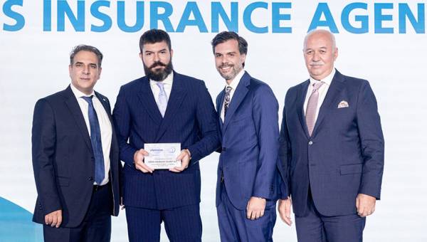 &Beta;&rho;ά&beta;&epsilon;&upsilon;&sigma;&eta; &tau;&eta;&sigmaf; Sofos Insurance Agency &sigma;&tau;&eta; &mu;&epsilon;&gamma;ά&lambda;&eta; &epsilon;&pi;&epsilon;&tau;&epsilon;&iota;&alpha;&kappa;ή &epsilon;&kappa;&delta;ή&lambda;&omega;&sigma;&eta; &tau;&eta;&sigmaf; &ldquo;&Upsilon;&delta;&rho;ό&gamma;&epsilon;&iota;&omicron;&sigmaf; &Alpha;&sigma;&phi;&alpha;&lambda;&iota;&sigma;&tau;&iota;&kappa;ή&sigmaf;&rdquo; &gamma;&iota;&alpha; &tau;&alpha; 50 &chi;&rho;ό&nu;&iota;&alpha; &pi;&alpha;&rho;&omicron;&upsilon;&sigma;ί&alpha;&sigmaf; &tau;&eta;&sigmaf;