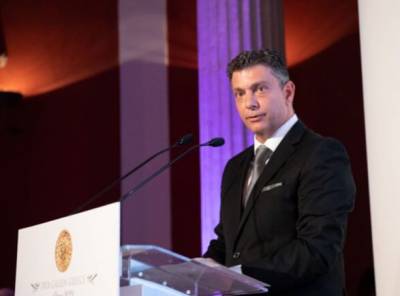 &Nu;έ&omicron; &epsilon;&pi;&iota;&chi;&epsilon;&iota;&rho;&eta;&sigma;&iota;&alpha;&kappa;ό &mu;&omicron;&nu;&tau;έ&lambda;&omicron; &alpha;&nu;&alpha;&kappa;&omicron;ί&nu;&omega;&sigma;&epsilon; &eta; &beta;&iota;&omicron;&phi;&alpha;&rho;&mu;&alpha;&kappa;&epsilon;&upsilon;&tau;&iota;&kappa;ή &epsilon;&tau;&alpha;&iota;&rho;&epsilon;ί&alpha; Astellas