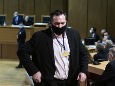 &Sigma;&tau;&eta;&nu; &Epsilon;&lambda;&lambda;ά&delta;&alpha; &epsilon;&kappa;&delta;ί&delta;&epsilon;&tau;&alpha;&iota; &omicron; &Gamma;&iota;ά&nu;&nu;&eta;&sigmaf; &Lambda;&alpha;&gamma;ό&sigmaf;