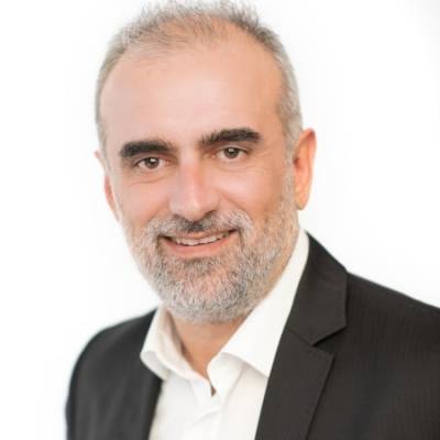 &Omicron;&Lambda;&Pi;: &Omicron; &Pi;&alpha;&nu;&alpha;&gamma;&iota;ώ&tau;&eta;&sigmaf; &Tau;&sigma;ώ&nu;&eta;&sigmaf; &alpha;&nu;&alpha;&lambda;&alpha;&mu;&beta;ά&nu;&epsilon;&iota; &alpha;&nu;&alpha;&pi;&lambda;&eta;&rho;&omega;&tau;ή&sigmaf; &delta;&iota;&epsilon;&upsilon;&theta;ύ&nu;&omega;&nu; &sigma;ύ&mu;&beta;&omicron;&upsilon;&lambda;&omicron;&sigmaf;
