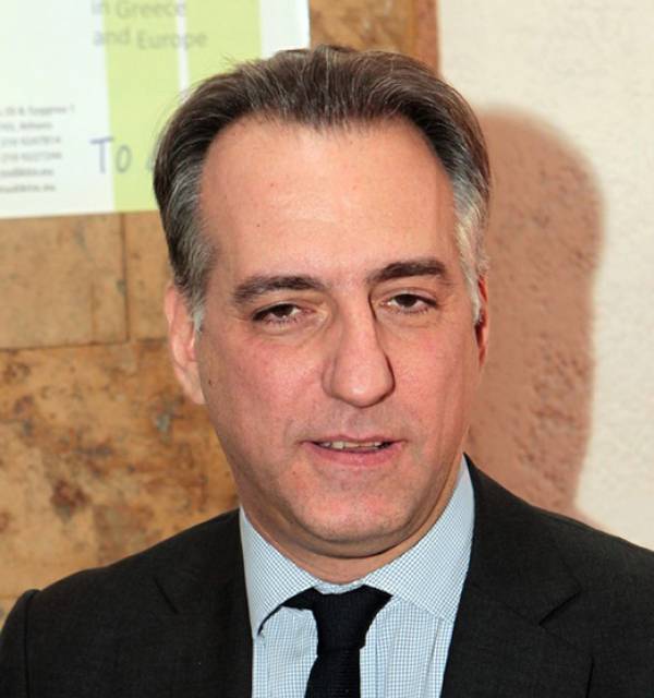 &Nu;έ&omicron;&sigmaf; &Epsilon;&kappa;&pi;&rho;ό&sigma;&omega;&pi;&omicron;&sigmaf; &tau;&eta;&sigmaf; &Epsilon;&lambda;&lambda;ά&delta;&alpha;&sigmaf; &sigma;&tau;&eta;&nu; &Pi;&alpha;&gamma;&kappa;ό&sigma;&mu;&iota;&alpha; &Tau;&rho;ά&pi;&epsilon;&zeta;&alpha; &omicron; &Alpha;&nu;&tau;ώ&nu;&eta;&sigmaf; &Kappa;&alpha;&mu;ά&rho;&alpha;&sigmaf;