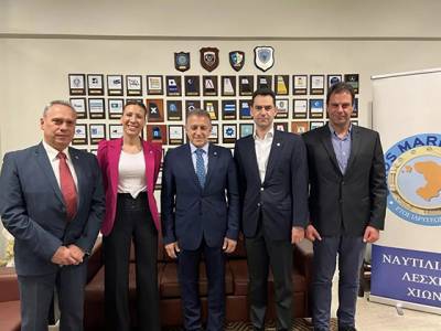 &Omicron; &kappa;ά&pi;&tau;&epsilon;&nu; &Alpha;&nu;&tau;ώ&nu;&eta;&sigmaf; &Pi;&iota;&tau;&sigma;&iota;&lambda;ό&sigmaf; &epsilon;&pi;&alpha;&nu;&epsilon;&xi;&epsilon;&lambda;έ&gamma;&eta; &pi;&rho;ό&epsilon;&delta;&rho;&omicron;&sigmaf; &tau;&eta;&sigmaf; &Nu;&alpha;&upsilon;&tau;&iota;&lambda;&iota;&alpha;&kappa;ή&sigmaf; &Lambda;έ&sigma;&chi;&eta;&sigmaf; &Chi;ί&omega;&nu;