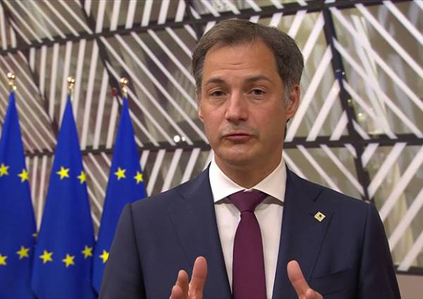 &Beta;έ&lambda;&gamma;&iota;&omicron;: &Upsilon;&pi;έ&rho; &tau;&eta;&sigmaf; 9&mu;&eta;&nu;&eta;&sigmaf; &delta;&iota;ά&rho;&kappa;&epsilon;&iota;&alpha;&sigmaf; &tau;&omicron;&upsilon; &pi;&iota;&sigma;&tau;&omicron;&pi;&omicron;&iota;&eta;&tau;&iota;&kappa;&omicron;ύ &epsilon;&mu;&beta;&omicron;&lambda;&iota;&alpha;&sigma;&mu;&omicron;ύ &omicron; &pi;&rho;&omega;&theta;&upsilon;&pi;&omicron;&upsilon;&rho;&gamma;ό&sigmaf;