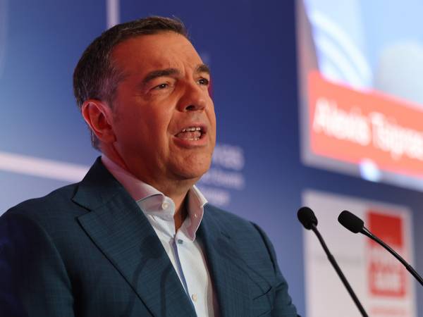 &Pi;&alpha;&rho;&alpha;&iota;&tau;ή&theta;&eta;&kappa;&epsilon; &alpha;&pi;ό &beta;&omicron;&upsilon;&lambda;&epsilon;&upsilon;&tau;ή&sigmaf; &tau;&omicron;&upsilon; &Sigma;&Upsilon;&Rho;&Iota;&Zeta;&Alpha; &omicron; &Alpha;&lambda;έ&xi;&eta;&sigmaf; &Tau;&sigma;ί&pi;&rho;&alpha;&sigmaf; - &Omicron; &Theta;. &Delta;&rho;ί&tau;&sigma;&alpha;&sigmaf; &pi;&alpha;ί&rho;&nu;&epsilon;&iota; &tau;&eta; &theta;έ&sigma;&eta; &tau;&omicron;&upsilon;