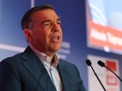 &Pi;&alpha;&rho;&alpha;&iota;&tau;ή&theta;&eta;&kappa;&epsilon; &alpha;&pi;ό &beta;&omicron;&upsilon;&lambda;&epsilon;&upsilon;&tau;ή&sigmaf; &tau;&omicron;&upsilon; &Sigma;&Upsilon;&Rho;&Iota;&Zeta;&Alpha; &omicron; &Alpha;&lambda;έ&xi;&eta;&sigmaf; &Tau;&sigma;ί&pi;&rho;&alpha;&sigmaf; - &Omicron; &Theta;. &Delta;&rho;ί&tau;&sigma;&alpha;&sigmaf; &pi;&alpha;ί&rho;&nu;&epsilon;&iota; &tau;&eta; &theta;έ&sigma;&eta; &tau;&omicron;&upsilon;