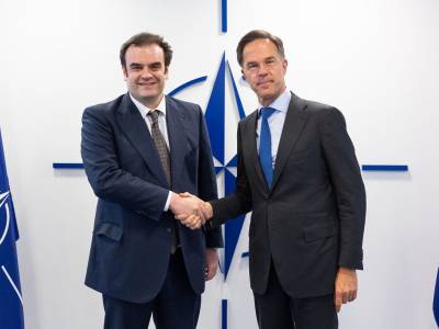 &Sigma;&upsilon;&nu;ά&nu;&tau;&eta;&sigma;&eta; &Pi;&iota;&epsilon;&rho;&rho;&alpha;&kappa;ά&kappa;&eta; - &Rho;&omicron;ύ&tau;&epsilon;: &Sigma;&tau;&omicron; &epsilon;&pi;ί&kappa;&epsilon;&nu;&tau;&rho;&omicron; &omicron;&iota; &omicron;&iota;&kappa;&omicron;&nu;&omicron;&mu;&iota;&kappa;έ&sigmaf; &delta;&iota;&alpha;&sigma;&tau;ά&sigma;&epsilon;&iota;&sigmaf; &tau;&eta;&sigmaf; &chi;&rho;&eta;&mu;&alpha;&tau;&omicron;&delta;ό&tau;&eta;&sigma;&eta;&sigmaf; &tau;&eta;&sigmaf; ά&mu;&upsilon;&nu;&alpha;&sigmaf;