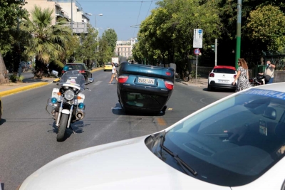 &Lambda;. &Alpha;&lambda;&epsilon;&xi;ά&nu;&delta;&rho;&alpha;&sigmaf;: &Alpha;&nu;&alpha;&pi;&omicron;&delta;&omicron;&gamma;ύ&rho;&iota;&sigma;&epsilon; &alpha;&upsilon;&tau;&omicron;&kappa;ί&nu;&eta;&tau;&omicron; &sigma;&tau;&eta; &mu;έ&sigma;&eta; &tau;&omicron;&upsilon; &delta;&rho;ό&mu;&omicron;&upsilon;