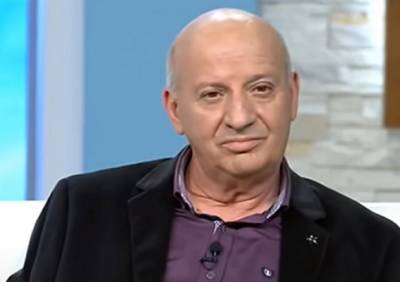 &Theta;. &Kappa;&alpha;&tau;&epsilon;&rho;&iota;&nu;ό&pi;&omicron;&upsilon;&lambda;&omicron;&sigmaf; &gamma;&iota;&alpha; &nu;&epsilon;&kappa;&rho;ά &pi;&alpha;&iota;&delta;&iota;ά &sigma;&tau;&eta;&nu; &Pi;ά&tau;&rho;&alpha;: &laquo;&Kappa;ά&pi;&omicron;&iota;&omicron;&sigmaf; &zeta;ή&tau;&eta;&sigma;&epsilon; &sigma;&tau;&eta;&nu; &kappa;&eta;&delta;&epsilon;ί&alpha; &tau;&omicron;&upsilon; &epsilon;&nu;ό&sigmaf; &pi;&alpha;&iota;&delta;&iota;&omicron;ύ &nu;&alpha; &kappa;&alpha;&lambda;&upsilon;&phi;&theta;&omicron;ύ&nu; &omicron;&iota; &mu;ώ&lambda;&omega;&pi;&epsilon;&sigmaf;&raquo;