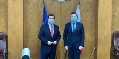 &Sigma;&upsilon;&nu;ά&nu;&tau;&eta;&sigma;&eta; &Mu;&eta;&tau;&alpha;&rho;ά&kappa;&eta; &mu;&epsilon; &tau;&omicron;&nu; &Upsilon;&pi;. &Epsilon;&sigma;&omega;&tau;&epsilon;&rho;&iota;&kappa;ώ&nu; &tau;&eta;&sigmaf; &Beta;&omicron;&upsilon;&lambda;&gamma;&alpha;&rho;ί&alpha;&sigmaf; &gamma;&iota;&alpha; &tau;&omicron; &mu;&epsilon;&tau;&alpha;&nu;&alpha;&sigma;&tau;&epsilon;&upsilon;&tau;&iota;&kappa;ό