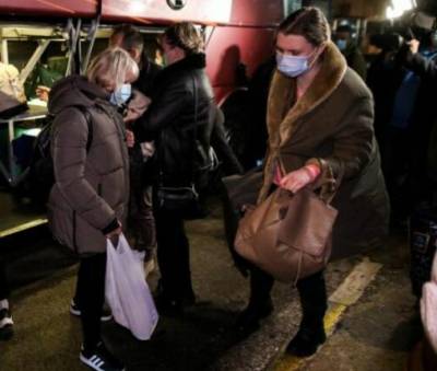 515 &Omicron;&upsilon;&kappa;&rho;&alpha;&nu;&omicron;ί &pi;&rho;ό&sigma;&phi;&upsilon;&gamma;&epsilon;&sigmaf; &epsilon;&iota;&sigma;ή&lambda;&theta;&alpha;&nu; &tau;&omicron; &tau;&epsilon;&lambda;&epsilon;&upsilon;&tau;&alpha;ί&omicron; 24&omega;&rho;&omicron; (3/3/2022) &sigma;&tau;&eta;&nu; &Epsilon;&lambda;&lambda;ά&delta;&alpha; - 2.704 &alpha;&pi;ό &tau;&eta;&nu; &alpha;&rho;&chi;ή &tau;&omicron;&upsilon; &pi;&omicron;&lambda;έ&mu;&omicron;&upsilon;
