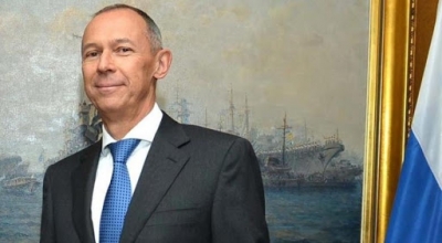 &Rho;ώ&sigma;&omicron;&sigmaf; &pi;&rho;έ&sigma;&beta;&eta;&sigmaf;: &Tau;&alpha; &nu;&eta;&sigma;&iota;ά έ&chi;&omicron;&upsilon;&nu; &upsilon;&phi;&alpha;&lambda;&omicron;&kappa;&rho;&eta;&pi;ί&delta;&alpha; &kappa;&alpha;&iota; &Alpha;&Omicron;&Zeta;