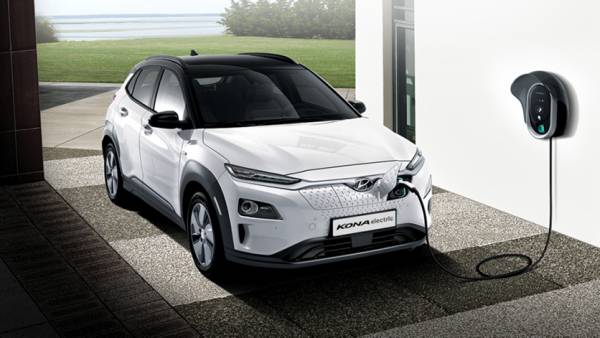 Hyundai: &Epsilon;&pi;&epsilon;&nu;&delta;ύ&sigma;&epsilon;&iota;&sigmaf; 51 &delta;&iota;&sigma;. &delta;&omicron;&lambda;&alpha;&rho;ί&omega;&nu; &sigma;&tau;&eta;&nu; &eta;&lambda;&epsilon;&kappa;&tau;&rho;&omicron;&kappa;ί&nu;&eta;&sigma;&eta; &tau;&alpha; &epsilon;&pi;ό&mu;&epsilon;&nu;&alpha; 3 &chi;&rho;ό&nu;&iota;&alpha;