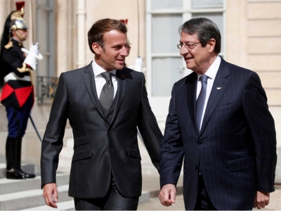 &Mu;&alpha;&kappa;&rho;ό&nu;: &Epsilon;&kappa;&epsilon;ί&nu;&omicron;&iota; &pi;&omicron;&upsilon; &pi;&alpha;&rho;&alpha;&beta;&iota;ά&zeta;&omicron;&upsilon;&nu; &theta;&alpha;&lambda;ά&sigma;&sigma;&iota;&epsilon;&sigmaf; &zeta;ώ&nu;&epsilon;&sigmaf; &sigma;&tau;&eta;&nu; &alpha;&nu;&alpha;&tau;&omicron;&lambda;&iota;&kappa;ή &Mu;&epsilon;&sigma;ό&gamma;&epsilon;&iota;&omicron; &pi;&rho;έ&pi;&epsilon;&iota; &nu;&alpha; &upsilon;&phi;ί&sigma;&tau;&alpha;&nu;&tau;&alpha;&iota; &kappa;&upsilon;&rho;ώ&sigma;&epsilon;&iota;&sigmaf;