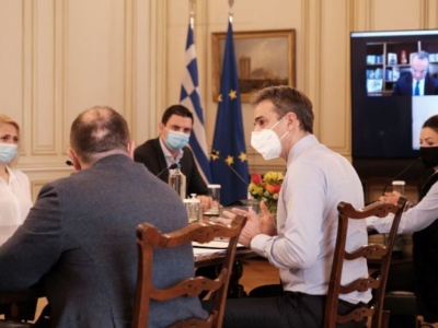 &Kappa;. &Mu;&eta;&tau;&sigma;&omicron;&tau;ά&kappa;&eta;&sigmaf;: &Sigma;&tau;ή&rho;&iota;&xi;&eta; &tau;&eta;&sigmaf; &epsilon;&sigma;&tau;ί&alpha;&sigma;&eta;&sigmaf; &mu;&epsilon; &sigma;&upsilon;&nu;&omicron;&lambda;&iota;&kappa;ά 330 &epsilon;&kappa;&alpha;&tau;. &epsilon;&upsilon;&rho;ώ