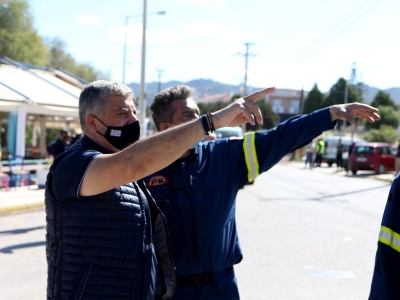 &Sigma;&tau;&omicron; &mu;έ&tau;&omega;&pi;&omicron; &tau;&eta;&sigmaf; &phi;&omega;&tau;&iota;ά&sigmaf; &sigma;&tau;&omicron; &Alpha;&lambda;&epsilon;&pi;&omicron;&chi;ώ&rho;&iota; &omicron; &Pi;&epsilon;&rho;&iota;&phi;&epsilon;&rho;&epsilon;&iota;ά&rho;&chi;&eta;&sigmaf; &Gamma;. &Pi;&alpha;&tau;&omicron;ύ&lambda;&eta;&sigmaf;