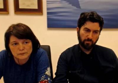 &Kappa;&iota;&beta;&omega;&tau;ό&sigmaf; &tau;&omicron;&upsilon; &Kappa;ό&sigma;&mu;&omicron;&upsilon;: &Alpha;&gamma;&nu;&omicron;&omicron;ύ&nu;&tau;&alpha;&iota; &omicron; &pi;. &Alpha;&nu;&tau;ώ&nu;&iota;&omicron;&sigmaf; &kappa;&alpha;&iota; &eta; &pi;&rho;&epsilon;&sigma;&beta;&upsilon;&tau;έ&rho;&alpha; &Sigma;&tau;&alpha;&mu;&alpha;&tau;ί&alpha; &mu;&epsilon;&tau;ά &tau;&eta; &sigma;&upsilon;&nu;έ&nu;&tau;&epsilon;&upsilon;&xi;&eta; &sigma;&tau;&eta;&nu; &Epsilon;&Rho;&Tau;