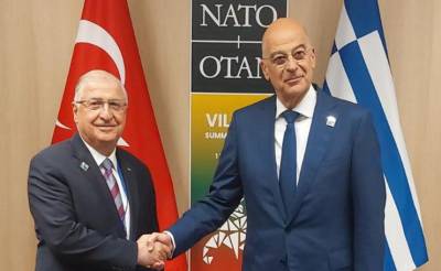 &Sigma;&upsilon;&nu;ά&nu;&tau;&eta;&sigma;&eta; &Delta;έ&nu;&delta;&iota;&alpha; - &Gamma;&kappa;&iota;&omicron;&upsilon;&lambda;έ&rho; &sigma;&tau;&omicron; &Beta;ί&lambda;&nu;&iota;&omicron;&upsilon;&sigmaf;: &Sigma;&upsilon;&mu;&phi;ώ&nu;&eta;&sigma;&alpha;&nu; &nu;&alpha; &upsilon;&pi;ά&rho;&xi;&epsilon;&iota; &epsilon;&pi;&iota;&kappa;&omicron;&iota;&nu;&omega;&nu;ί&alpha; &tau;&omega;&nu; &delta;ύ&omicron; &pi;&lambda;&epsilon;&upsilon;&rho;ώ&nu; &gamma;&iota;&alpha; &tau;&alpha; &Mu;έ&tau;&rho;&alpha; &Omicron;&iota;&kappa;&omicron;&delta;ό&mu;&eta;&sigma;&eta;&sigmaf; &Epsilon;&mu;&pi;&iota;&sigma;&tau;&omicron;&sigma;ύ&nu;&eta;&sigmaf;