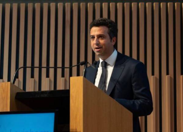 Lavipharm: &Kappa;&upsilon;&kappa;&lambda;&omicron;&phi;&omicron;&rho;ί&alpha; &sigma;&tau;&eta;&nu; &Epsilon;&lambda;&lambda;ά&delta;&alpha; &tau;&omicron;&upsilon; &pi;&rho;ώ&tau;&omicron;&upsilon; &tau;&omicron;&pi;&iota;&kappa;ώ&sigmaf; &pi;&alpha;&rho;&alpha;&gamma;ό&mu;&epsilon;&nu;&omicron;&upsilon; &sigma;&upsilon;&nu;&tau;&alpha;&gamma;&omicron;&gamma;&rho;&alpha;&phi;&omicron;ύ&mu;&epsilon;&nu;&omicron;&upsilon; &sigma;&kappa;&epsilon;&upsilon;ά&sigma;&mu;&alpha;&tau;&omicron;&sigmaf; &phi;&alpha;&rho;&mu;&alpha;&kappa;&epsilon;&upsilon;&tau;&iota;&kappa;ή&sigmaf; &kappa;ά&nu;&nu;&alpha;&beta;&eta;&sigmaf;