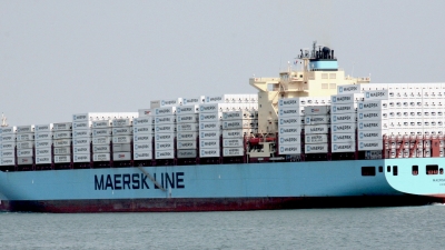Moeller-Maersk: &Alpha;&upsilon;&xi;ή&theta;&eta;&kappa;&epsilon; &eta; &zeta;ή&tau;&eta;&sigma;&eta; &epsilon;&kappa;&tau;&iota;&nu;ά&sigma;&sigma;&omicron;&nu;&tau;&alpha;&sigmaf; &kappa;&alpha;&iota; &tau;&alpha; &kappa;έ&rho;&delta;&eta;