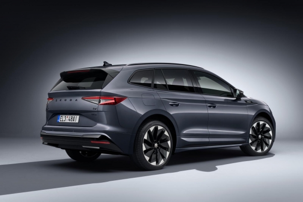 Έ&kappa;&delta;&omicron;&sigma;&eta; Sportline &gamma;&iota;&alpha; &tau;&omicron; &eta;&lambda;&epsilon;&kappa;&tau;&rho;&iota;&kappa;ό Skoda Enyaq iV