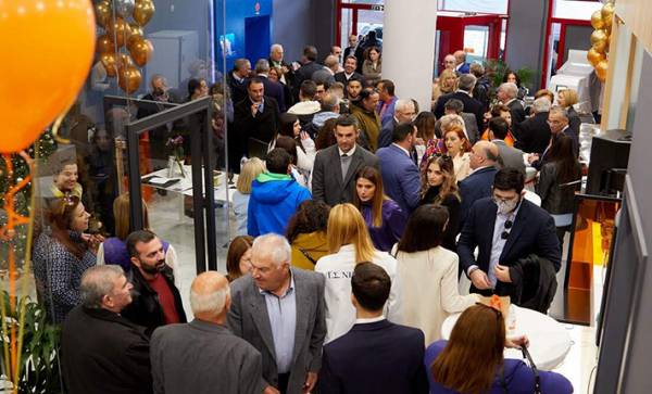 &Nu;έ&omicron; &kappa;&alpha;&tau;ά&sigma;&tau;&eta;&mu;&alpha; &gamma;&iota;&alpha; &tau;&eta;&nu; &Pi;&alpha;&gamma;&kappa;&rho;ή&tau;&iota;&alpha; &Tau;&rho;ά&pi;&epsilon;&zeta;&alpha; &sigma;&tau;&eta; &Chi;ί&omicron;
