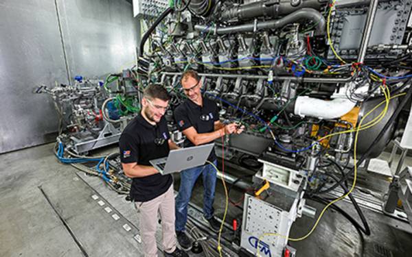 Rolls-Royce successfully tests first pure methanol marine engine &ndash; milestone for more climate-friendly propulsion solutions
