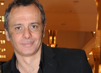 &Pi;έ&theta;&alpha;&nu;&epsilon; &omicron; &eta;&theta;&omicron;&pi;&omicron;&iota;ό&sigmaf; &Pi;ά&nu;&omicron;&sigmaf; &Rho;&epsilon;&nu;&tau;&omicron;ύ&mu;&eta;&sigmaf;