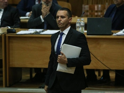 &Pi;&alpha;&rho;&alpha;&delta;ό&theta;&eta;&kappa;&alpha;&nu; &Kappa;&alpha;&sigma;&iota;&delta;&iota;ά&rho;&eta;&sigmaf;, &Pi;&alpha;&tau;έ&lambda;&eta;&sigmaf; - &Sigma;&upsilon;&nu;&epsilon;&lambda;ή&phi;&theta;&eta;&sigma;&alpha;&nu; ό&sigma;&omicron;&iota; ή&tau;&alpha;&nu; &sigma;&tau;&omicron; &Delta;&iota;&kappa;&alpha;&sigma;&tau;ή&rho;&iota;&omicron;
