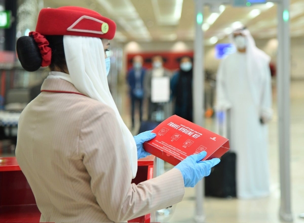 Emirates: &Alpha;&sigma;&phi;&alpha;&lambda;έ&sigma;&tau;&epsilon;&rho;&eta; &alpha;&epsilon;&rho;&omicron;&pi;&omicron;&rho;&iota;&kappa;ή &epsilon;&tau;&alpha;&iota;&rho;&epsilon;ί&alpha; &sigma;&tau;&omicron;&nu; &kappa;ό&sigma;&mu;&omicron; &sigma;ύ&mu;&phi;&omega;&nu;&alpha; &mu;&epsilon; &tau;&omicron; Safe Travel Barometer