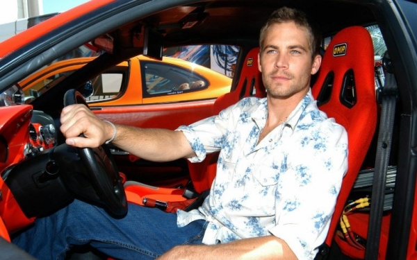 &Sigma;&epsilon; &delta;&eta;&mu;&omicron;&pi;&rho;&alpha;&sigma;ί&alpha; &eta; BMW M1 &tau;&omicron;&upsilon; &alpha;&delta;&iota;&kappa;&omicron;&chi;&alpha;&mu;έ&nu;&omicron;&upsilon; Paul Walker