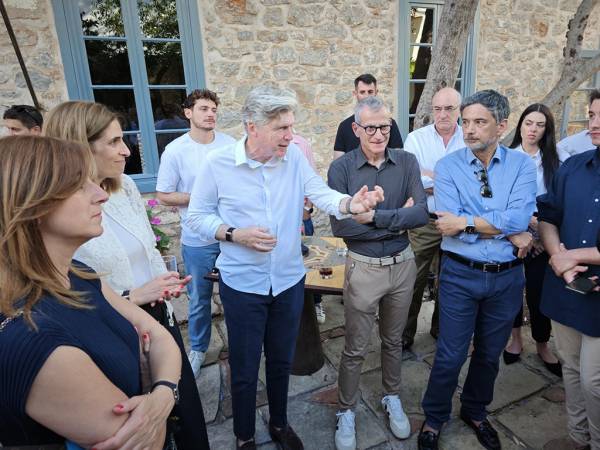 &Alpha;&sigma;&phi;&alpha;&lambda;&iota;&sigma;&tau;&iota;&kappa;έ&sigmaf; &epsilon;&tau;&alpha;&iota;&rho;&epsilon;ί&epsilon;&sigmaf;: &Kappa;&rho;&omicron;ύ&omicron;&upsilon;&nu; &tau;&omicron;&nu; &kappa;ώ&delta;&omega;&nu;&alpha; &tau;&omicron;&upsilon; &kappa;&iota;&nu;&delta;ύ&nu;&omicron;&upsilon; &gamma;&iota;&alpha; &tau;&omicron;&nu; &kappa;&lambda;ά&delta;&omicron; &upsilon;&gamma;&epsilon;ί&alpha;&sigmaf;