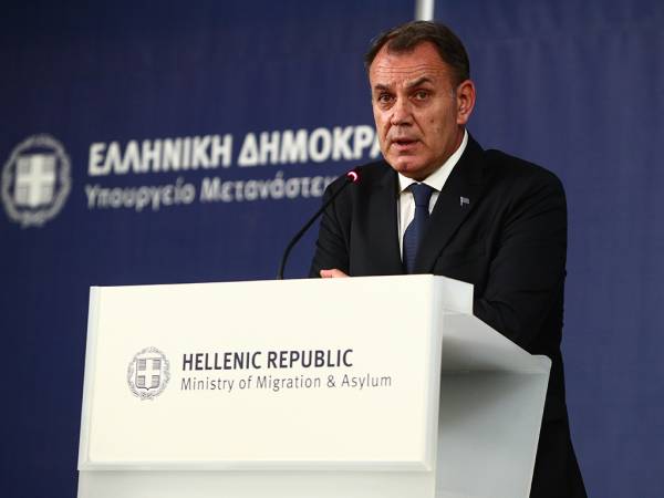 &Nu;. &Pi;&alpha;&nu;&alpha;&gamma;&iota;&omega;&tau;ό&pi;&omicron;&upsilon;&lambda;&omicron;&sigmaf;: &Alpha;&nu; &epsilon;&xi;&alpha;&iota;&rho;έ&sigma;&omicron;&upsilon;&mu;&epsilon; &tau;&omicron; &kappa;&omicron;&mu;&mu;ά&tau;&iota; &tau;&omicron;&upsilon; &Nu;&Alpha; &Alpha;&iota;&gamma;&alpha;ί&omicron;&upsilon;, &omicron;&iota; &rho;&omicron;έ&sigmaf; &pi;&rho;&omicron;&sigmaf; &tau;&eta; &chi;ώ&rho;&alpha; &epsilon;ί&nu;&alpha;&iota; &phi;&upsilon;&sigma;&iota;&omicron;&lambda;&omicron;&gamma;&iota;&kappa;έ&sigmaf; &gamma;&iota;&alpha; &tau;&eta;&nu; &epsilon;&pi;&omicron;&chi;ή