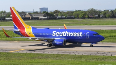 Southwest Airlines: &Alpha;&nu;&alpha;&kappa;&omicron;ί&nu;&omega;&sigma;&epsilon; &zeta;&eta;&mu;&iota;έ&sigmaf; ά&nu;&omega; &tau;&omega;&nu; 900 &epsilon;&kappa;&alpha;&tau;. &delta;&omicron;&lambda;&alpha;&rho;ί&omega;&nu; &tau;&omicron; &delta;΄ &tau;&rho;ί&mu;&eta;&nu;&omicron;