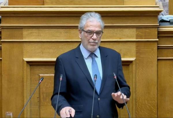 &Omicron;&iota; 6 &pi;&rho;&omega;&tau;&omicron;&beta;&omicron;&upsilon;&lambda;ί&epsilon;&sigmaf; &tau;&omicron;&upsilon; &Upsilon;&pi;&omicron;&upsilon;&rho;&gamma;&epsilon;ί&omicron;&upsilon; &Nu;&alpha;&upsilon;&tau;&iota;&lambda;ί&alpha;&sigmaf; &kappa;&alpha;&iota; &Nu;&eta;&sigma;&iota;&omega;&tau;&iota;&kappa;ή&sigmaf; &Pi;&omicron;&lambda;&iota;&tau;&iota;&kappa;ή&sigmaf; &gamma;&iota;&alpha; &tau;&omicron; &Mu;&epsilon;&tau;&alpha;&phi;&omicron;&rho;&iota;&kappa;ό &Iota;&sigma;&omicron;&delta;ύ&nu;&alpha;&mu;&omicron;