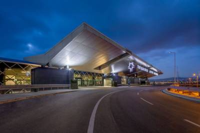 Fraport Greece: &Mu;&epsilon;&gamma;ά&lambda;&eta; &alpha;ύ&xi;&eta;&sigma;&eta; &epsilon;&pi;&iota;&beta;&alpha;&tau;ώ&nu; &tau;&omicron; &alpha;΄ &epsilon;&xi;ά&mu;&eta;&nu;&omicron; &tau;&omicron;&upsilon; 2024 &sigma;&tau;&alpha; &alpha;&epsilon;&rho;&omicron;&delta;&rho;ό&mu;&iota;ά &tau;&eta;&sigmaf;