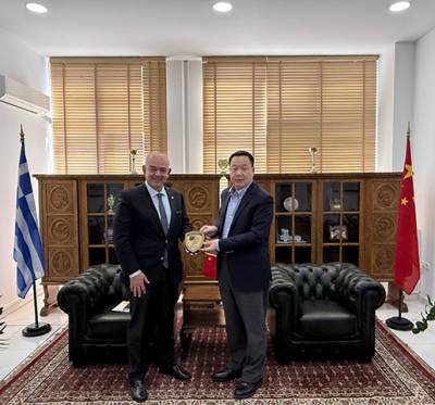 &Omicron;&Lambda;&Pi; &Alpha;.&Epsilon;.: &Sigma;&upsilon;&nu;ά&nu;&tau;&eta;&sigma;&eta; &tau;&omicron;&upsilon; &Pi;&rho;&omicron;έ&delta;&rho;&omicron;&upsilon; &mu;&epsilon; &tau;&omicron;&nu; &Pi;&rho;ύ&tau;&alpha;&nu;&eta; &tau;&omicron;&upsilon; &Epsilon;&theta;&nu;&iota;&kappa;&omicron;ύ &Mu;&epsilon;&tau;&sigma;ό&beta;&iota;&omicron;&upsilon; &Pi;&omicron;&lambda;&upsilon;&tau;&epsilon;&chi;&nu;&epsilon;ί&omicron;&upsilon;