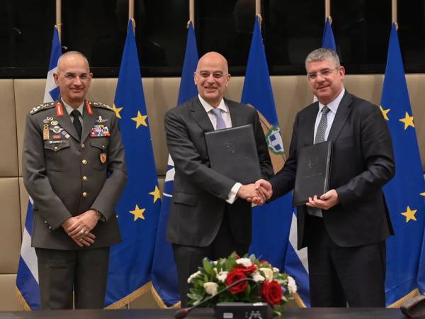 &Omicron; &Nu;. &Delta;έ&nu;&delta;&iota;&alpha;&sigmaf; &upsilon;&pi;έ&gamma;&rho;&alpha;&psi;&epsilon; &pi;&rho;&omicron;&gamma;&rho;&alpha;&mu;&mu;&alpha;&tau;&iota;&kappa;ή &sigma;&upsilon;&mu;&phi;&omega;&nu;ί&alpha; &mu;&epsilon; &tau;&omicron;&nu; &alpha;&nu;&tau;&iota;&pi;&rho;ό&epsilon;&delta;&rho;&omicron; &tau;&eta;&sigmaf; &Epsilon;&Tau;&Epsilon;&pi; &gamma;&iota;&alpha; έ&rho;&gamma;&alpha; &epsilon;&nu;&epsilon;&rho;&gamma;&epsilon;&iota;&alpha;&kappa;ή&sigmaf; &alpha;&nu;&alpha;&beta;ά&theta;&mu;&iota;&sigma;&eta;&sigmaf; &sigma;&epsilon; 40 &epsilon;&nu;&epsilon;&rho;&gamma;&omicron;&beta;ό&rho;&alpha; &sigma;&tau;&rho;&alpha;&tau;ό&pi;&epsilon;&delta;&alpha;