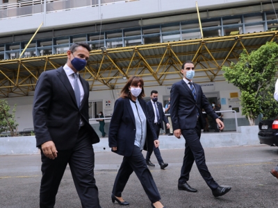&Eta; &Kappa;&alpha;&tau;&epsilon;&rho;ί&nu;&alpha; &Sigma;&alpha;&kappa;&epsilon;&lambda;&lambda;&alpha;&rho;&omicron;&pi;&omicron;ύ&lambda;&omicron;&upsilon; έ&kappa;&alpha;&nu;&epsilon; &tau;&eta;&nu; &tau;&rho;ί&tau;&eta; &delta;ό&sigma;&eta; &tau;&omicron;&upsilon; &epsilon;&mu;&beta;&omicron;&lambda;ί&omicron;&upsilon;