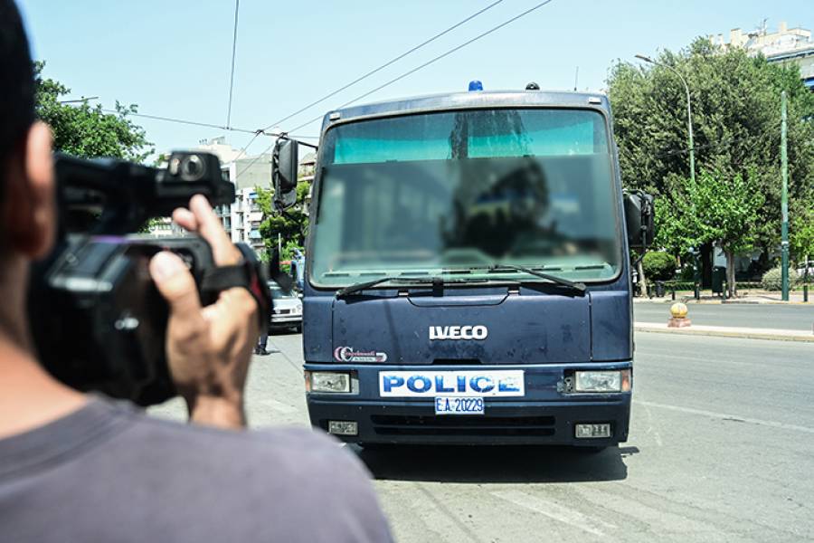 &Pi;&omicron;&iota;&nu;&iota;&kappa;ή &delta;ί&omega;&xi;&eta; &sigma;&epsilon; &beta;ά&rho;&omicron;&sigmaf; &tau;&omicron;&upsilon; &delta;&eta;&mu;&omicron;&sigma;&iota;&omicron;&gamma;&rho;ά&phi;&omicron;&upsilon; &tau;&eta;&sigmaf; &Epsilon;&Rho;&Tau;