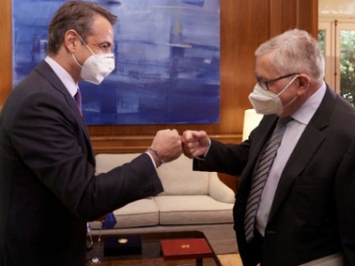 &Kappa;&upsilon;&rho;. &Mu;&eta;&tau;&sigma;&omicron;&tau;ά&kappa;&eta;&sigmaf;: &Delta;&epsilon;&nu; &sigma;&tau;&alpha;&mu;&alpha;&tau;ή&sigma;&alpha;&mu;&epsilon; &pi;&alpha;&rho;ά &tau;&eta;&nu; &pi;&alpha;&nu;&delta;&eta;&mu;ί&alpha;, &nu;&alpha; &pi;&rho;&omicron;&chi;&omega;&rho;&omicron;ύ&mu;&epsilon; &sigma;&epsilon; &delta;&iota;&alpha;&rho;&theta;&rho;&omega;&tau;&iota;&kappa;έ&sigmaf; &mu;&epsilon;&tau;&alpha;&rho;&rho;&upsilon;&theta;&mu;ί&sigma;&epsilon;&iota;&sigmaf;